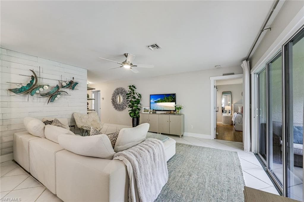 156 Stanhope CIR-13
