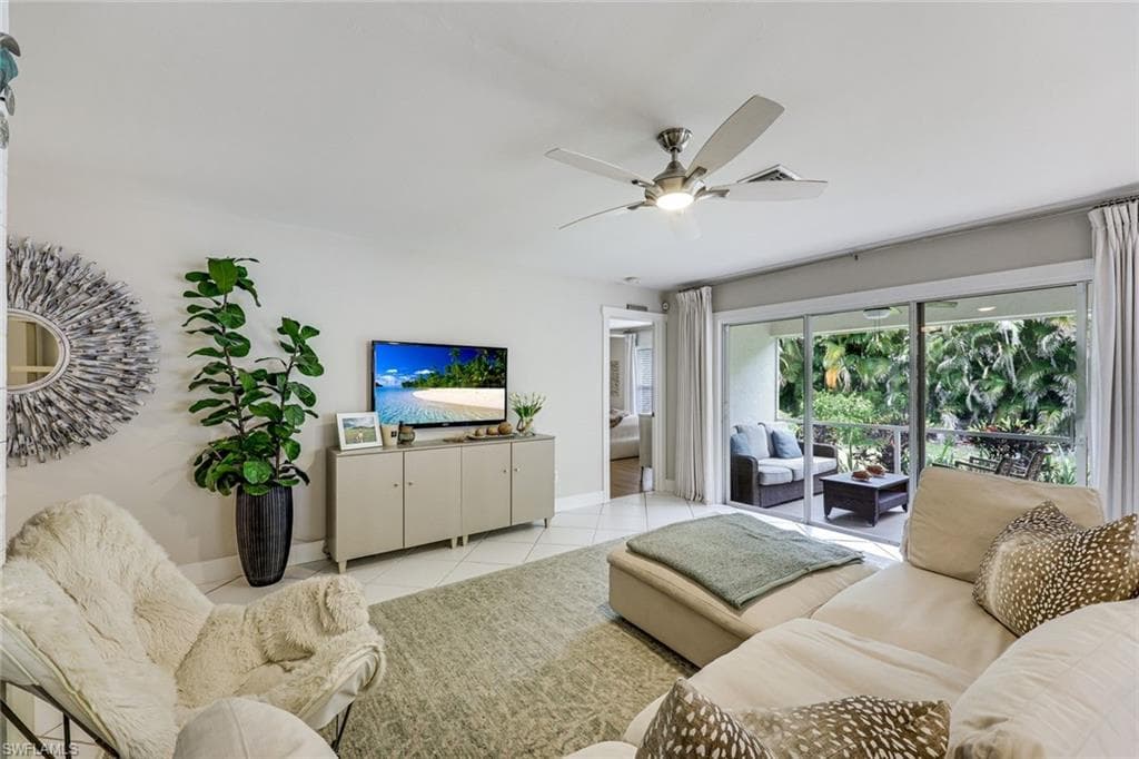 156 Stanhope CIR-10