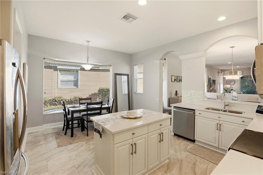 20441 Rookery DR-15