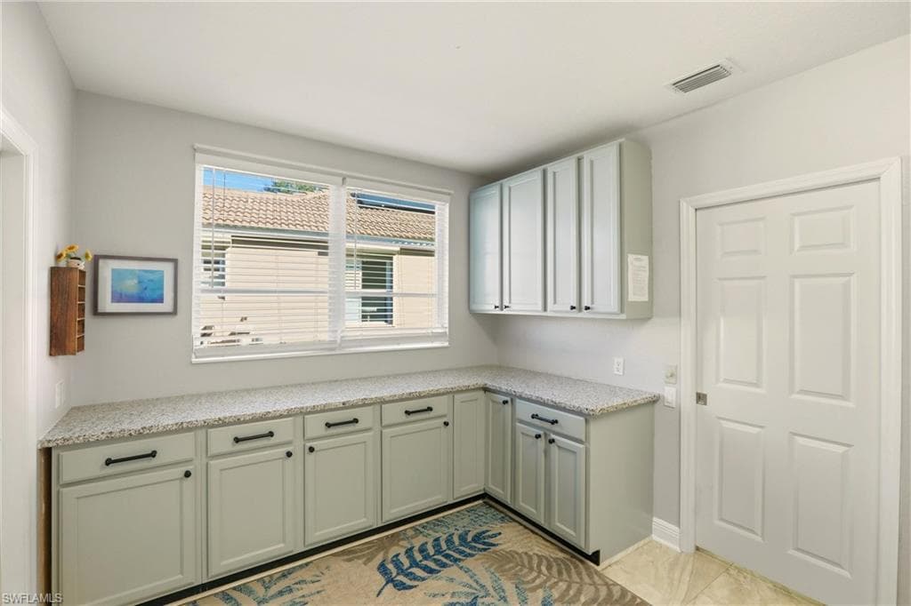 20441 Rookery DR-28