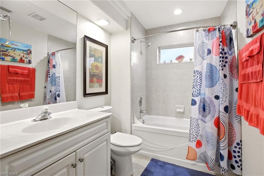 728 Victoria DR 101-14