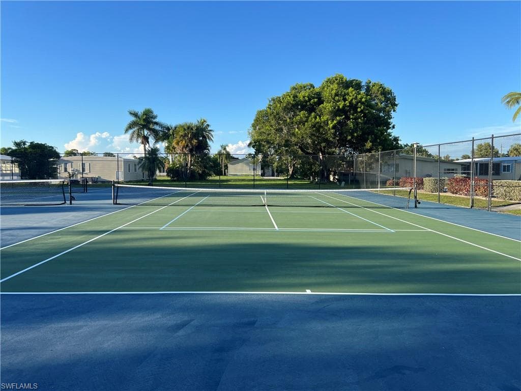 120 Grassy Key LN 38-21