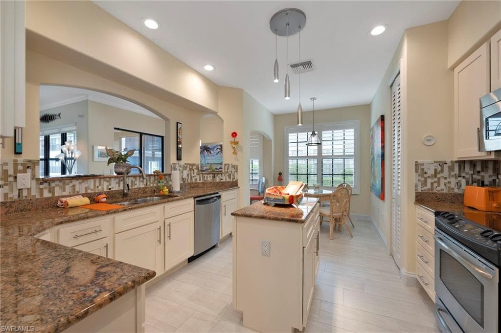 1299 Verde DR 1503-2
