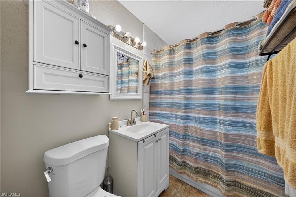 2992 Lafayette ST-11