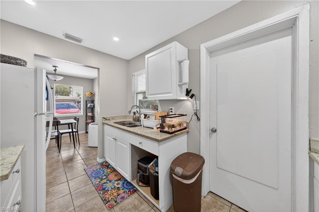2992 Lafayette ST-7
