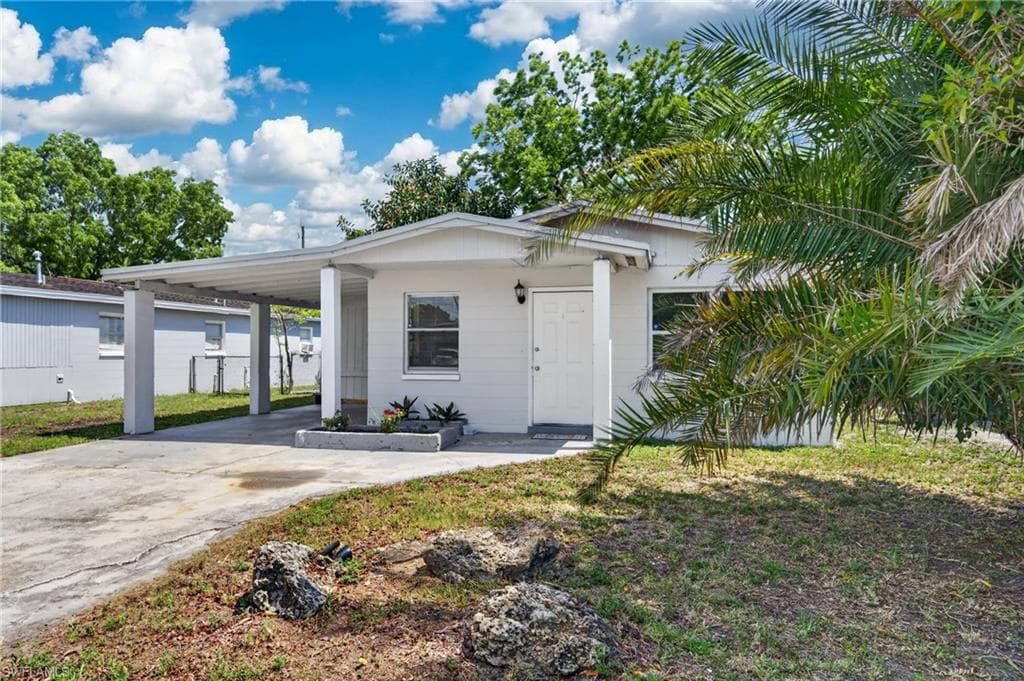 2992 Lafayette ST-20