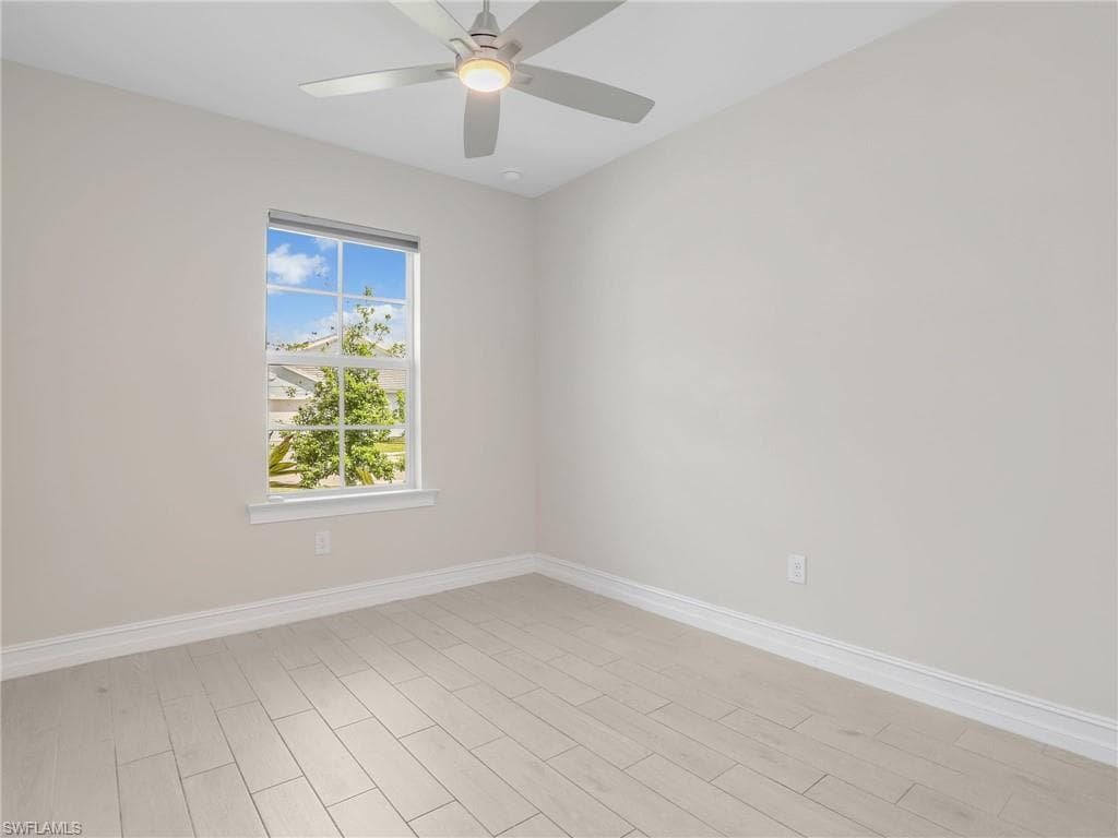 21904 Milan Villas LN-20