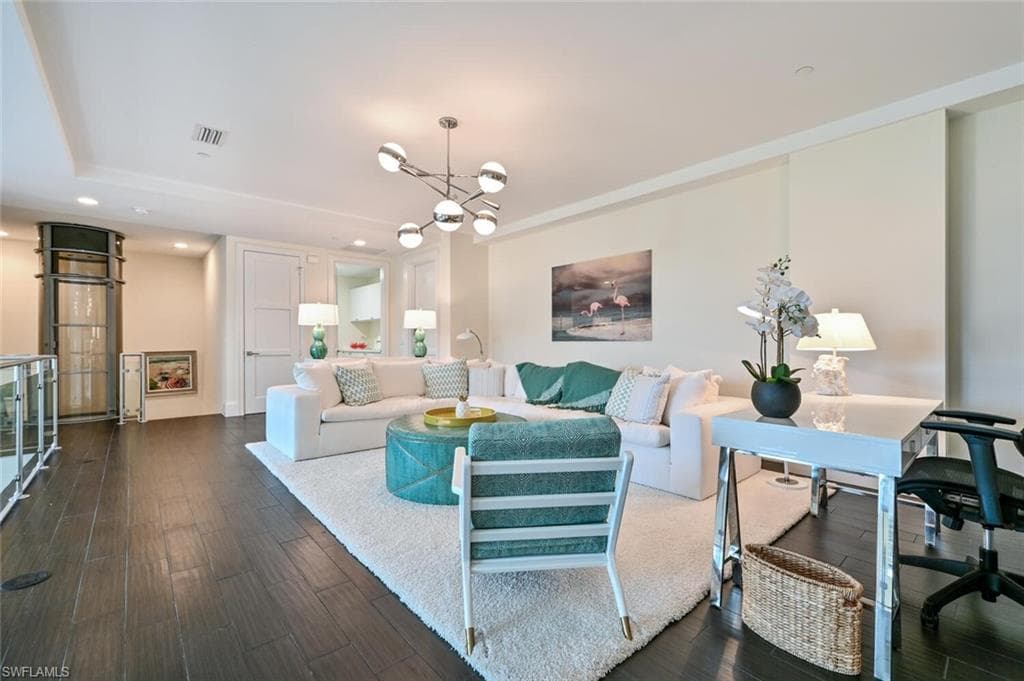1030 3rd AVE S 105-27