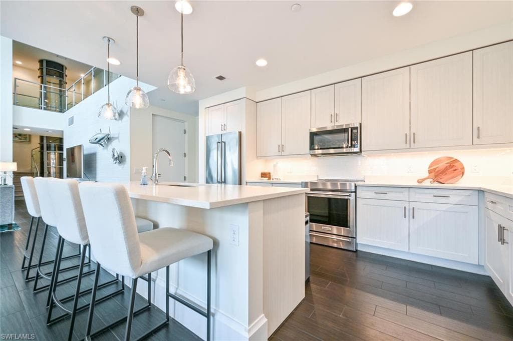 1030 3rd AVE S 105-13