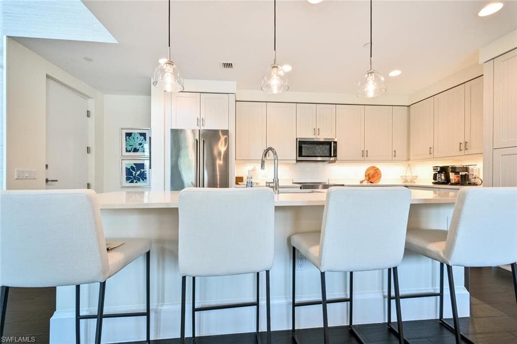 1030 3rd AVE S 105-14