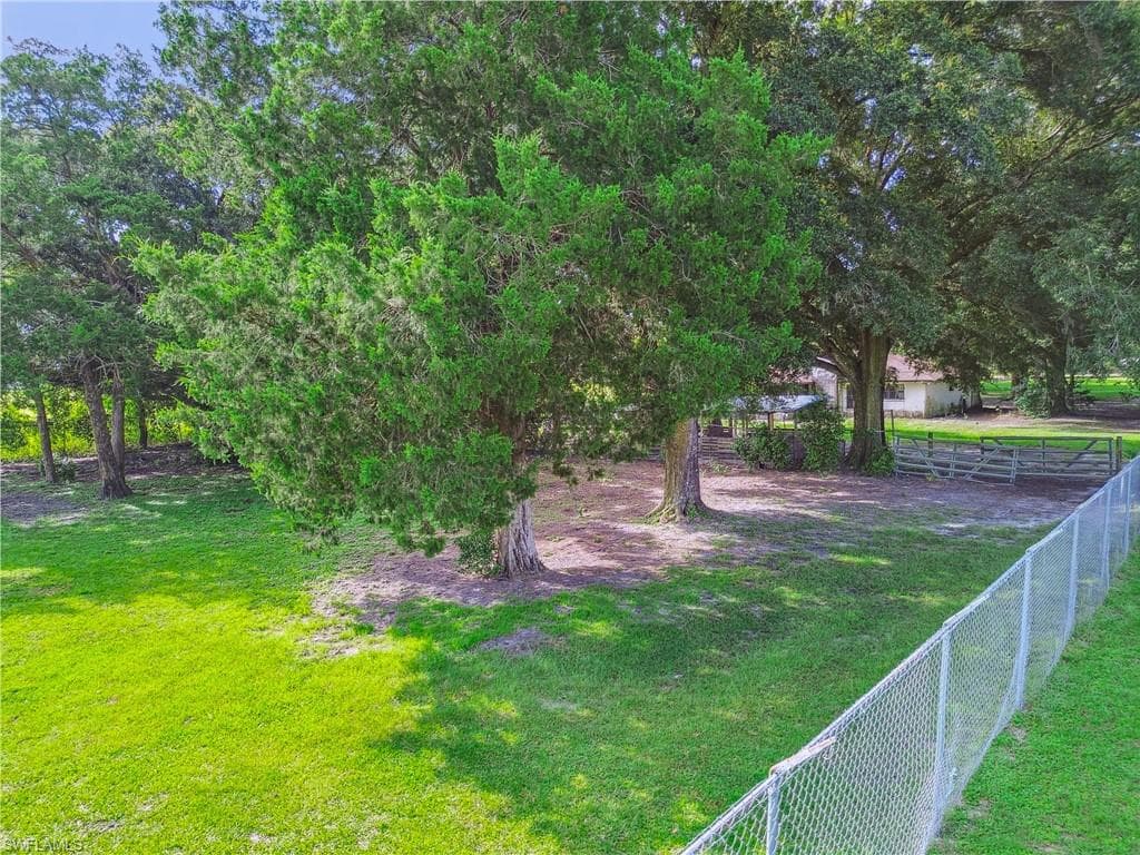 18139 BENES ROUSH RD-8