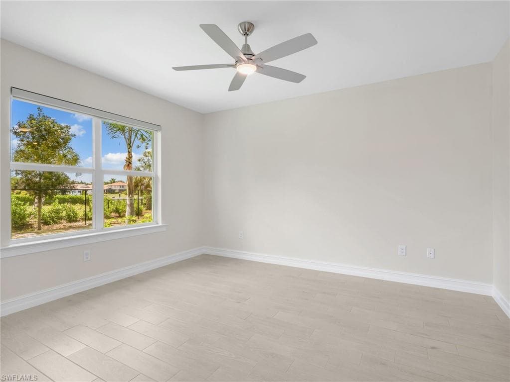 21900 Milan Villas LN-12