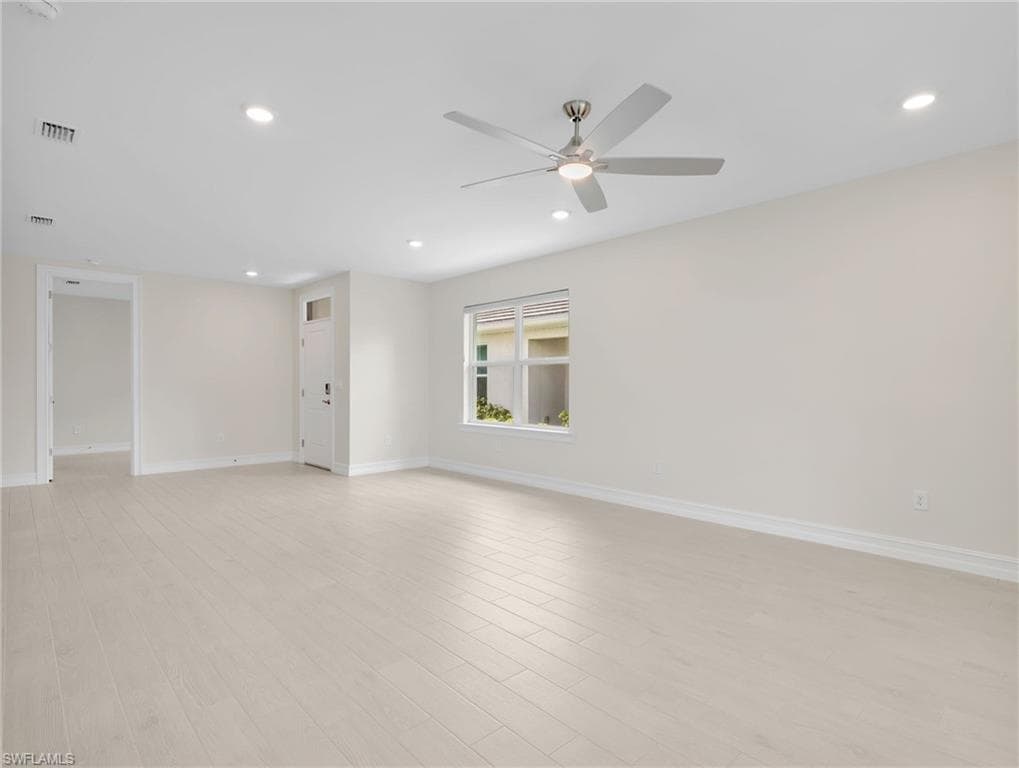21900 Milan Villas LN-6