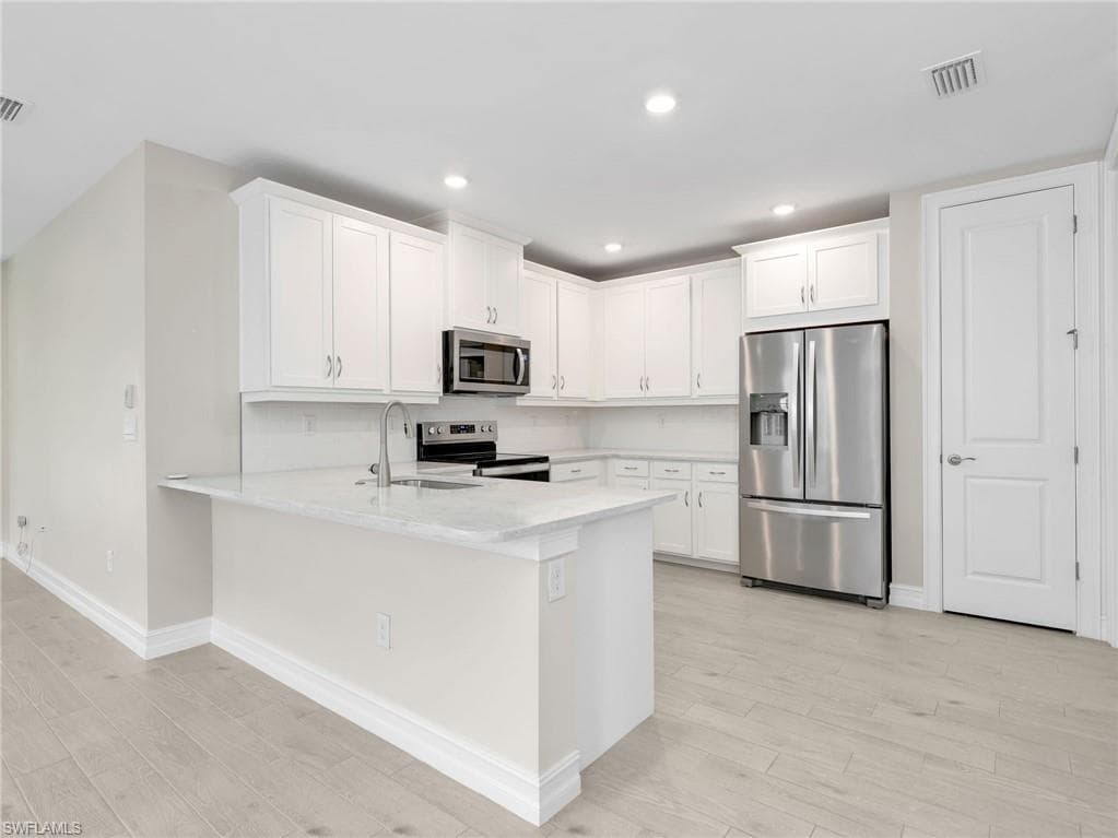 21900 Milan Villas LN-8