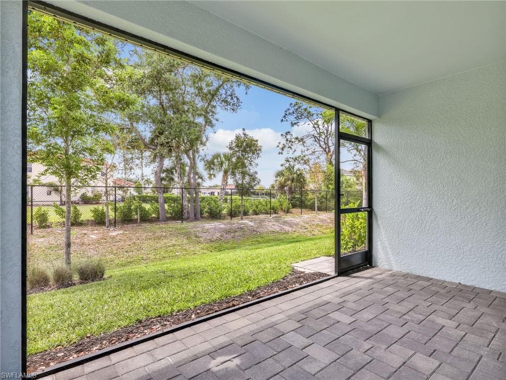 21900 Milan Villas LN-24