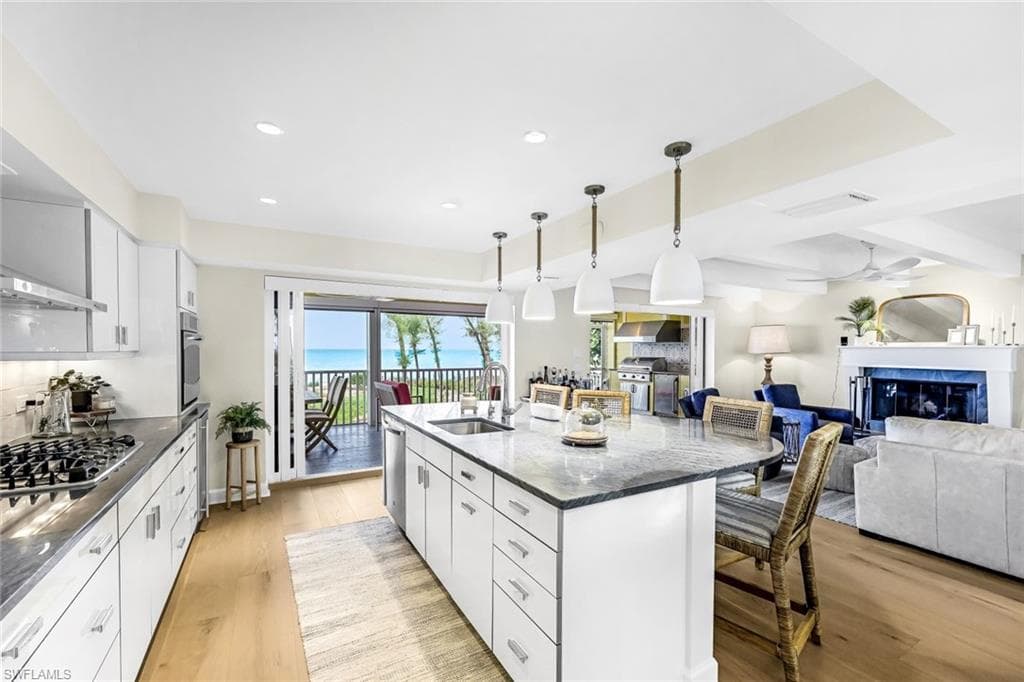 1 Sunset Captiva LN-17