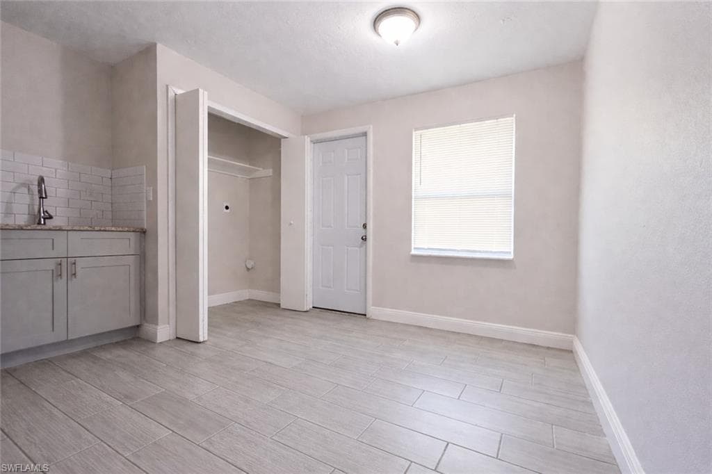 5451 11th AVE-8