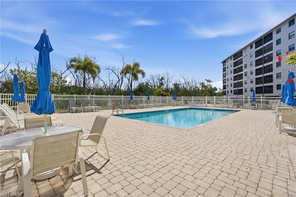 6893 Estero BLVD 423-23