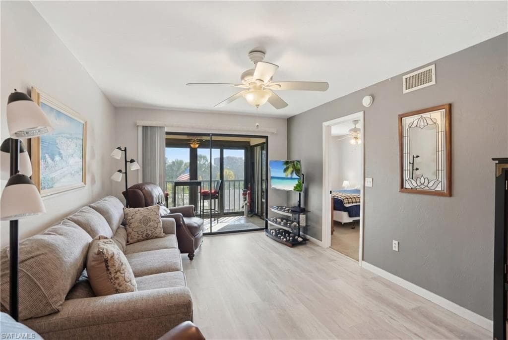 6893 Estero BLVD 423-7