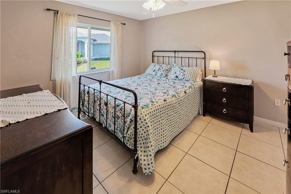 10839 Sea Coral CT-17