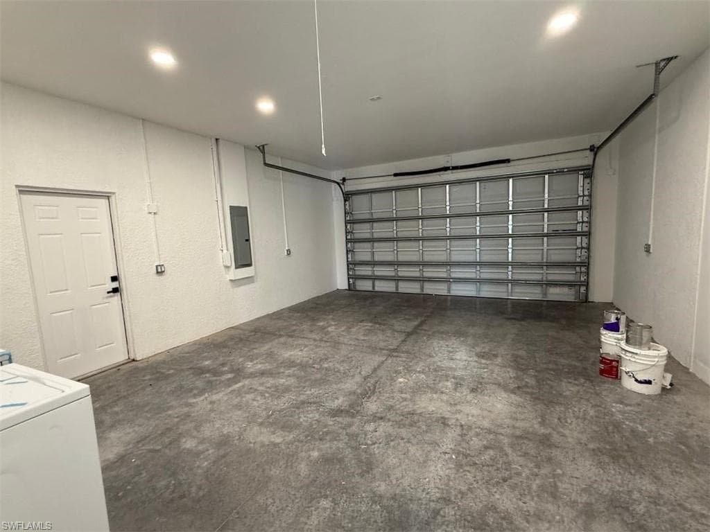 115 Lansing CIR-26