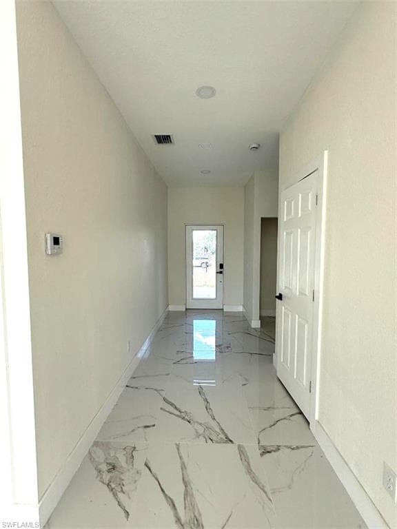 115 Lansing CIR-22