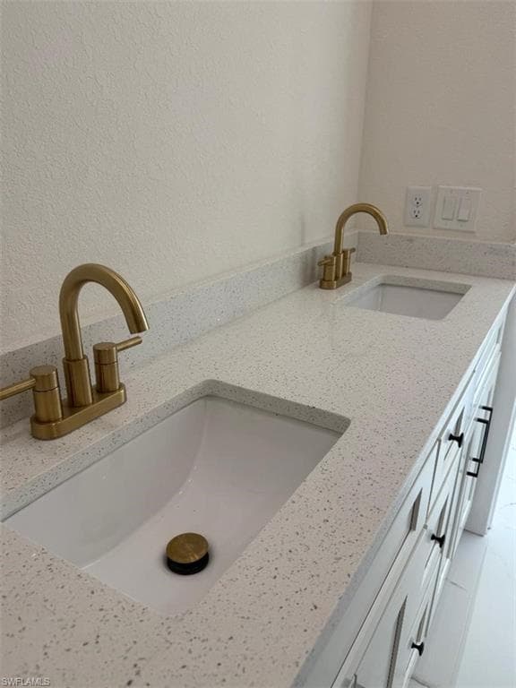115 Lansing CIR-20
