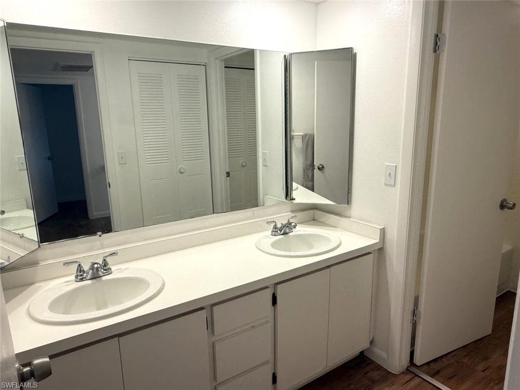 1406 Park Shore CIR 3-12