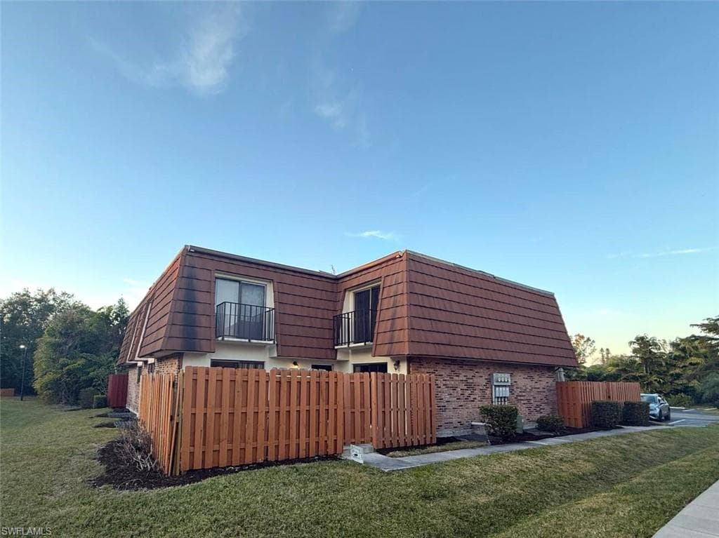 1406 Park Shore CIR 3-16