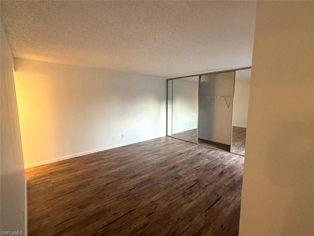 1406 Park Shore CIR 3-9