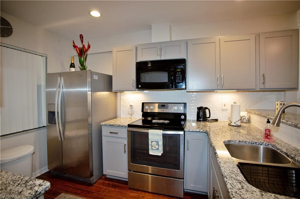 9871 Citadel LN 208-9