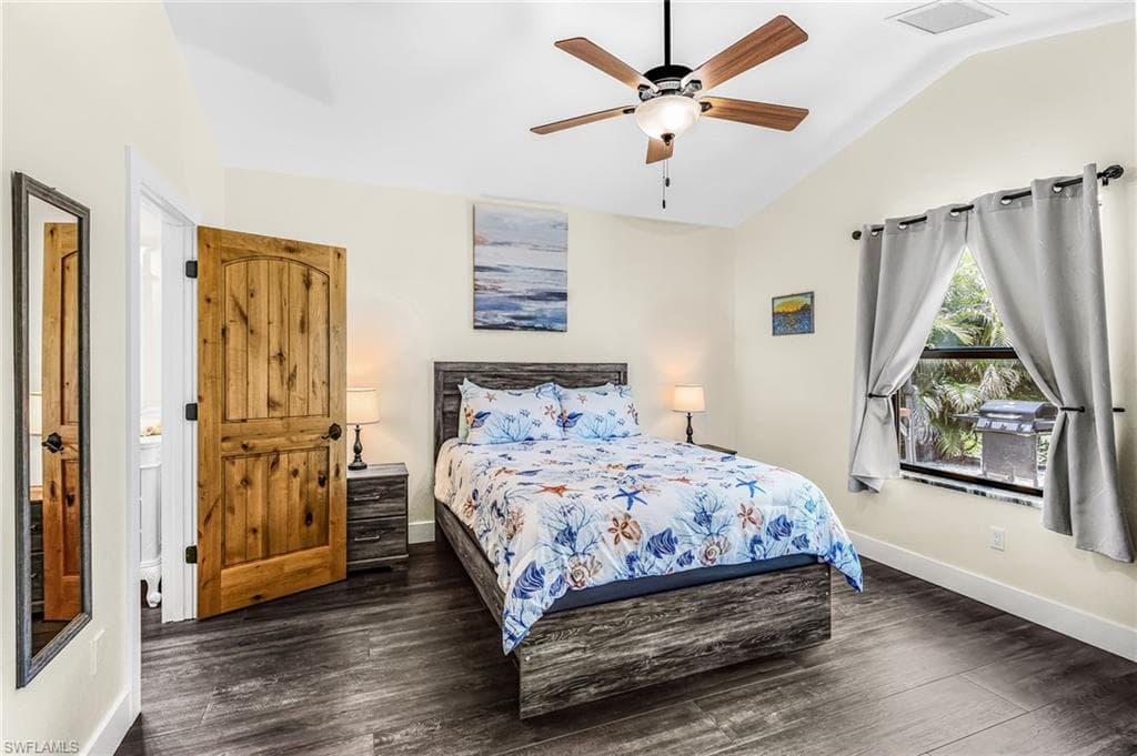5839 Bonita RD-13
