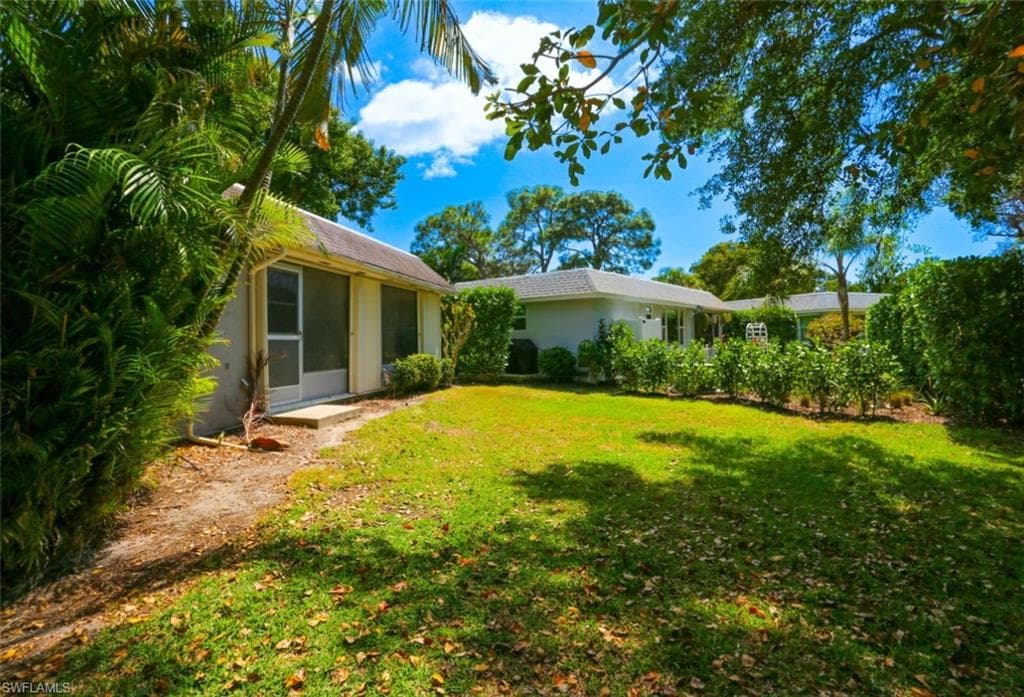 225 Georgetown BLVD-7