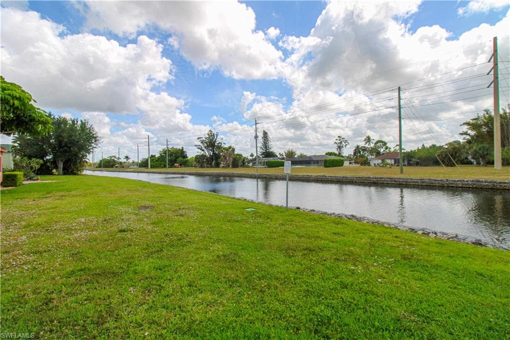 600 Valley Stream DR F9-45