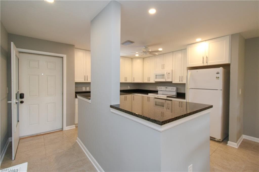 600 Valley Stream DR F9-13