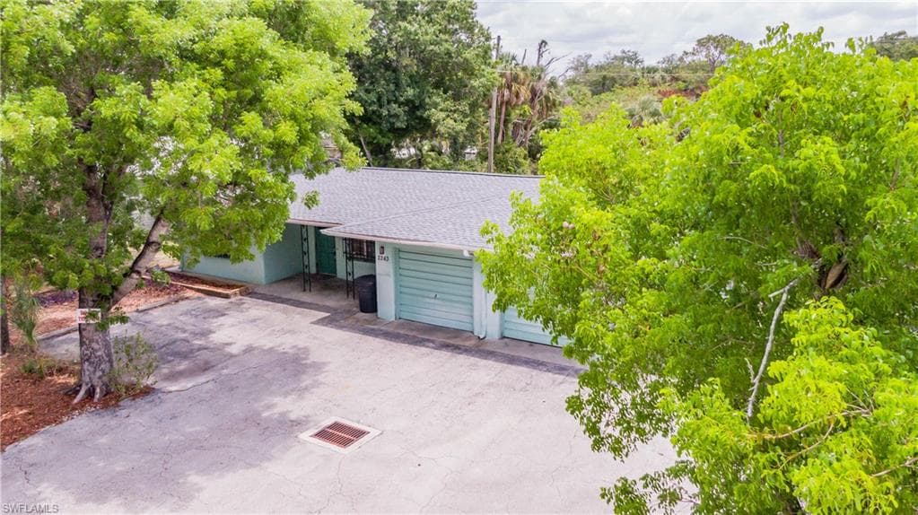 2243/2245 Altamont AVE-5