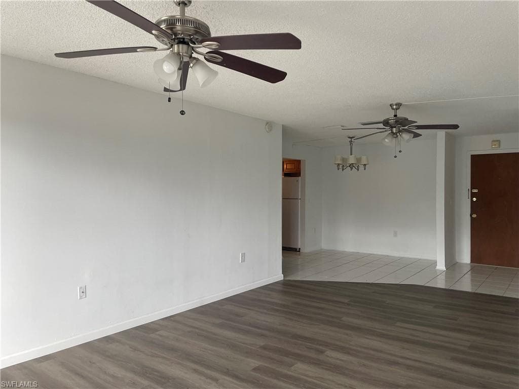 3704 Broadway 318-33