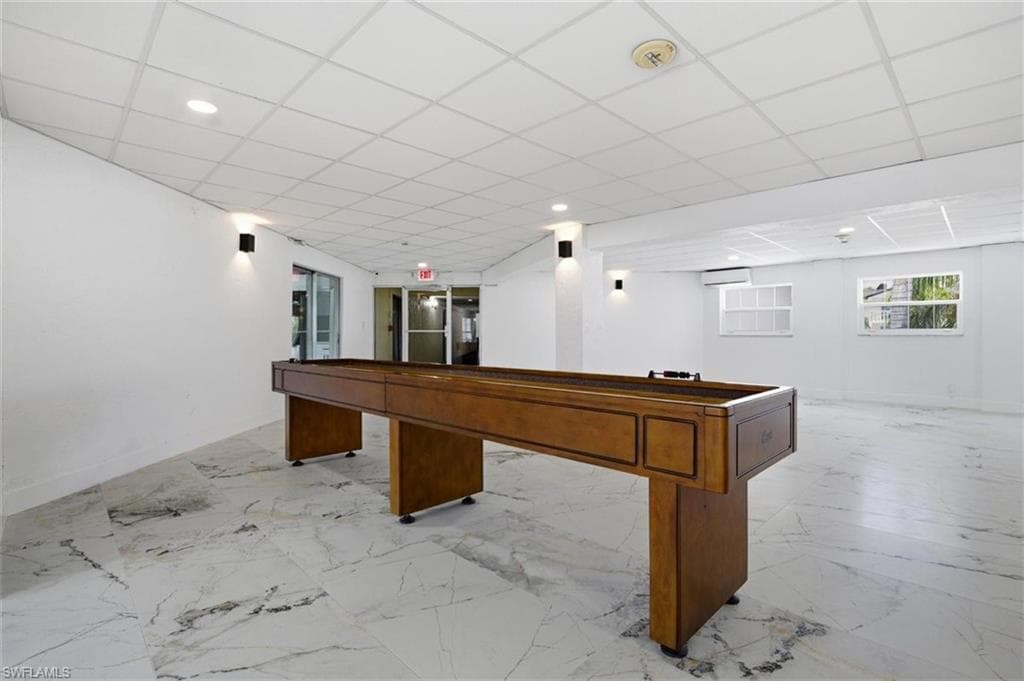 3704 Broadway 318-38