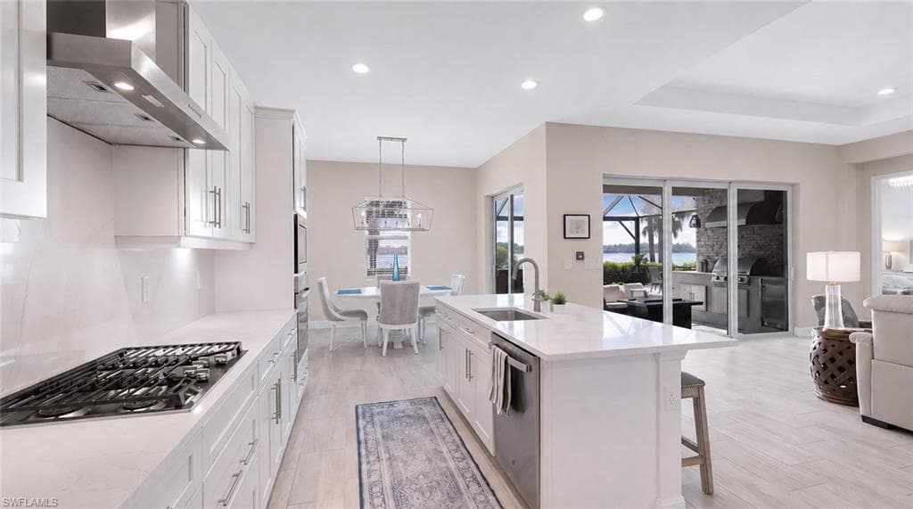 13682 Blue Bay CIR-10