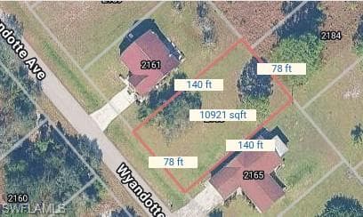 2163 Wyandotte AVE-1