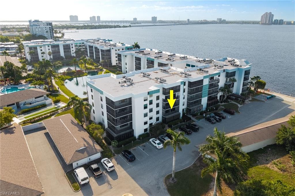 3490 N Key DR 209-19