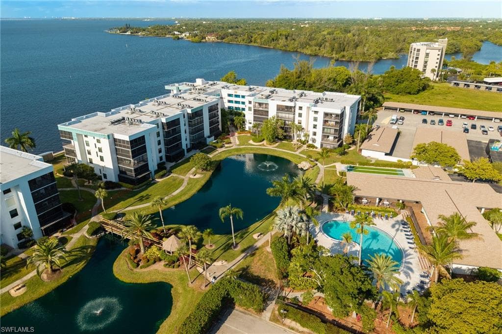 3490 N Key DR 209-28