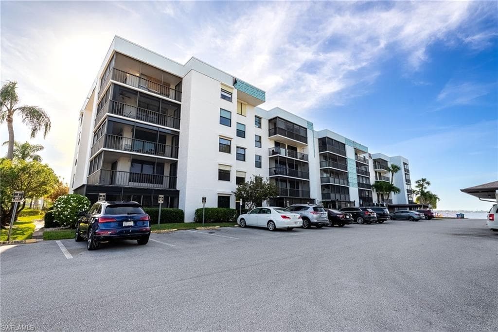 3490 N Key DR 209-20