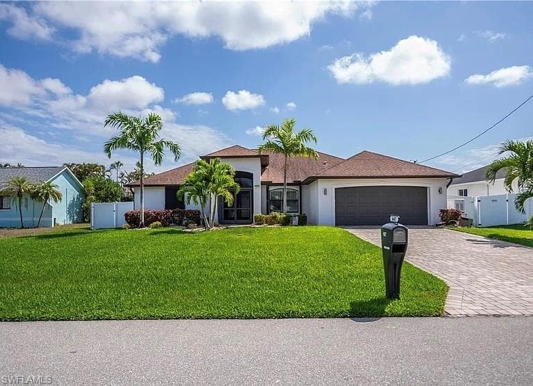 4607 SW 14th AVE-1
