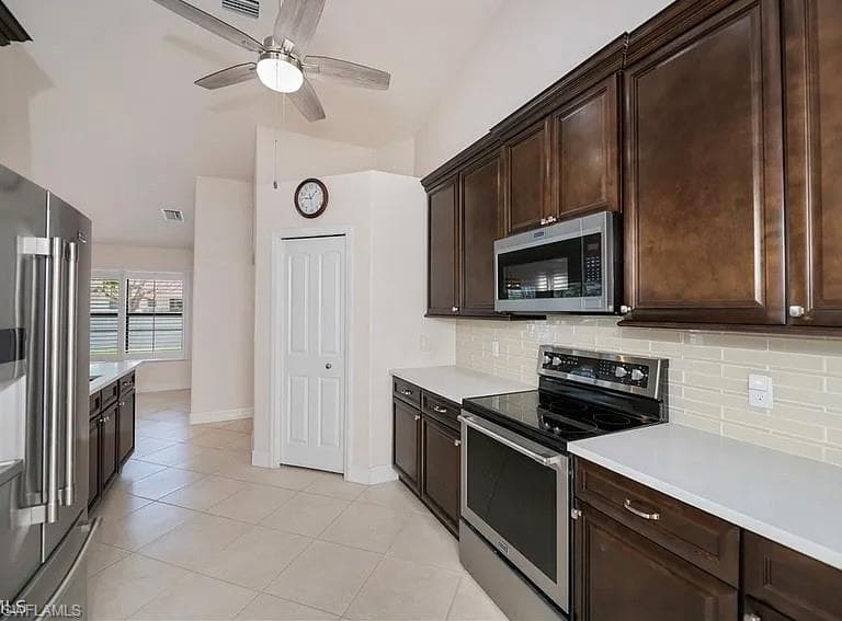 4607 SW 14th AVE-15