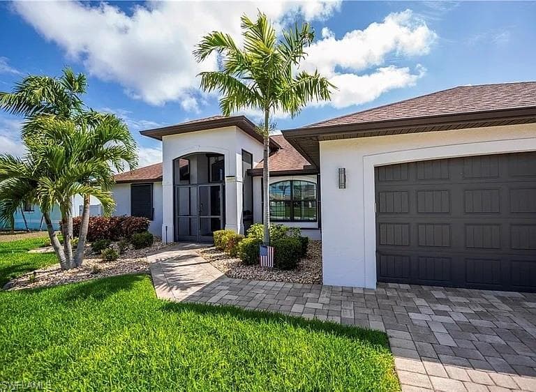 4607 SW 14th AVE-3