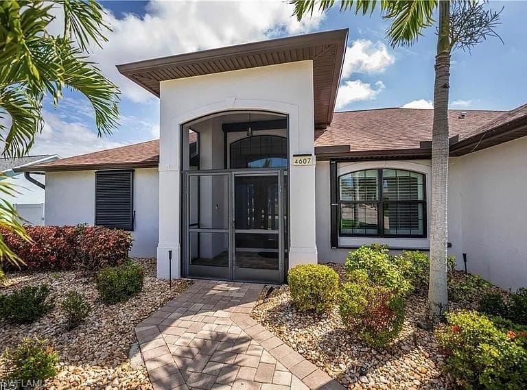 4607 SW 14th AVE-7