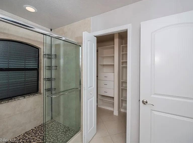 4607 SW 14th AVE-24