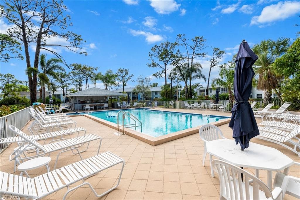 7068 Nantucket CIR 7-1