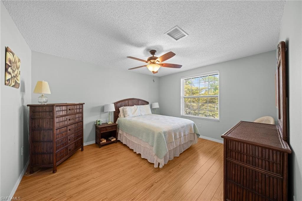 7068 Nantucket CIR 7-11